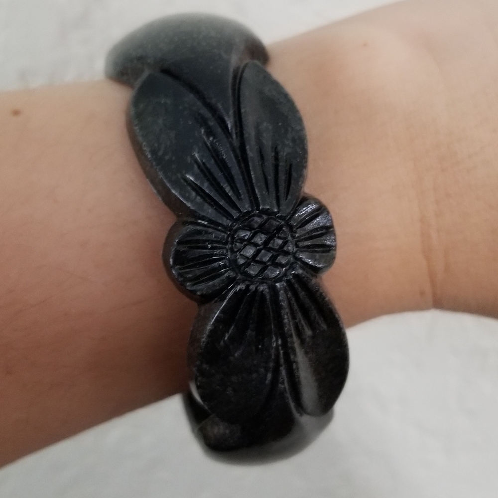 Floral Bangle - Picture 2 of 2